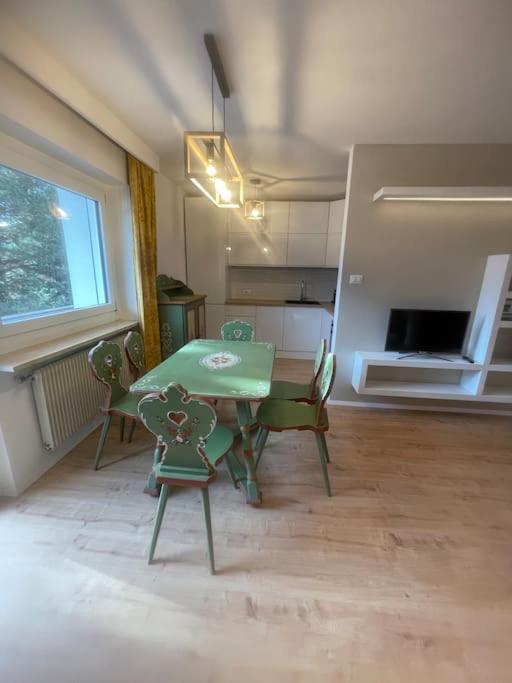 Appartamento A Dobbiaco Nel Cuore Delle Dolomiti 외부 사진
